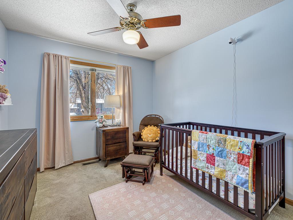 7864 Penn Avenue N Brooklyn Park MN 55444 7002150 image17