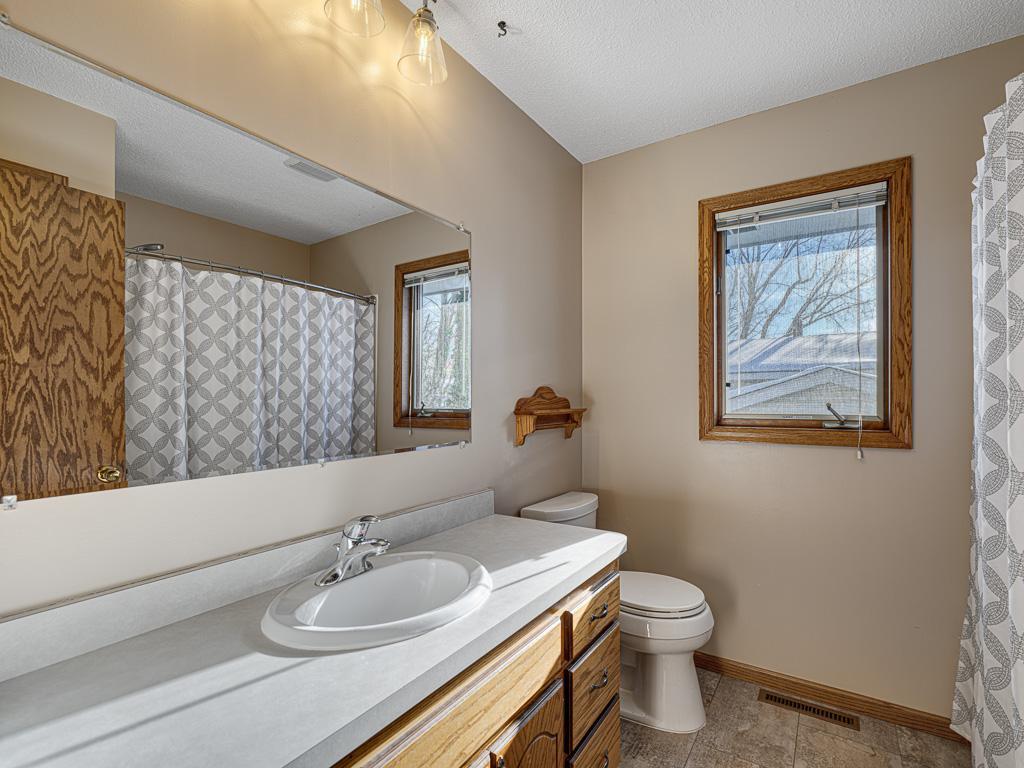 7864 Penn Avenue N Brooklyn Park MN 55444 7002150 image18