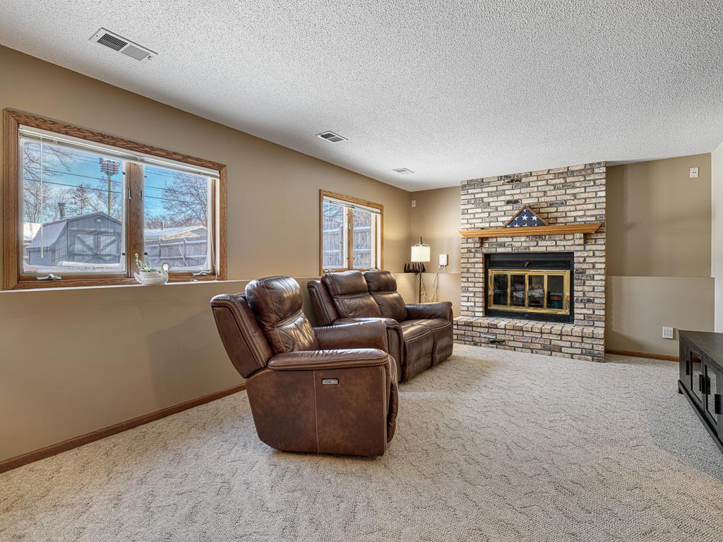 7864 Penn Avenue N Brooklyn Park MN 55444 7002150 image19