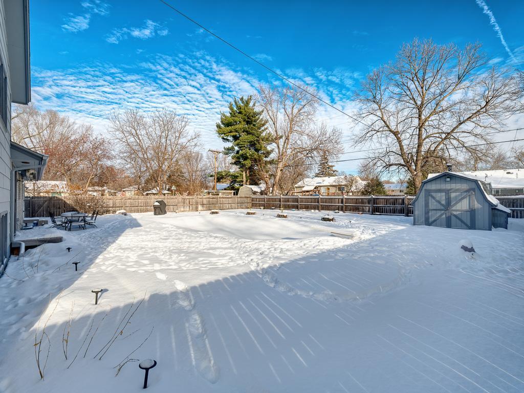 7864 Penn Avenue N Brooklyn Park MN 55444 7002150 image25