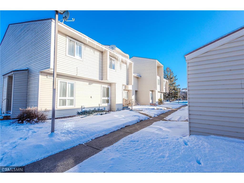 7868 Yates Avenue N Brooklyn Park MN 55443 6672964 image1