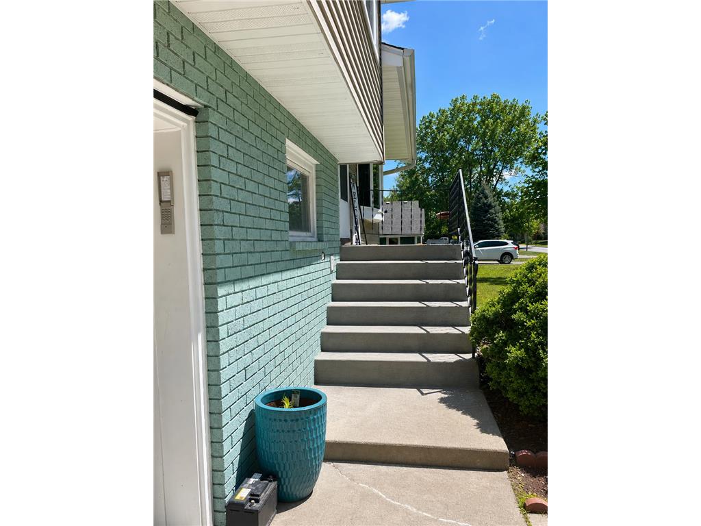 787 Berwood Avenue Vadnais Heights MN 55127 7079845 image2