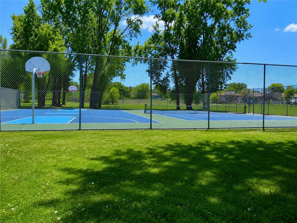 787 Berwood Avenue Vadnais Heights MN 55127 7079845 image25