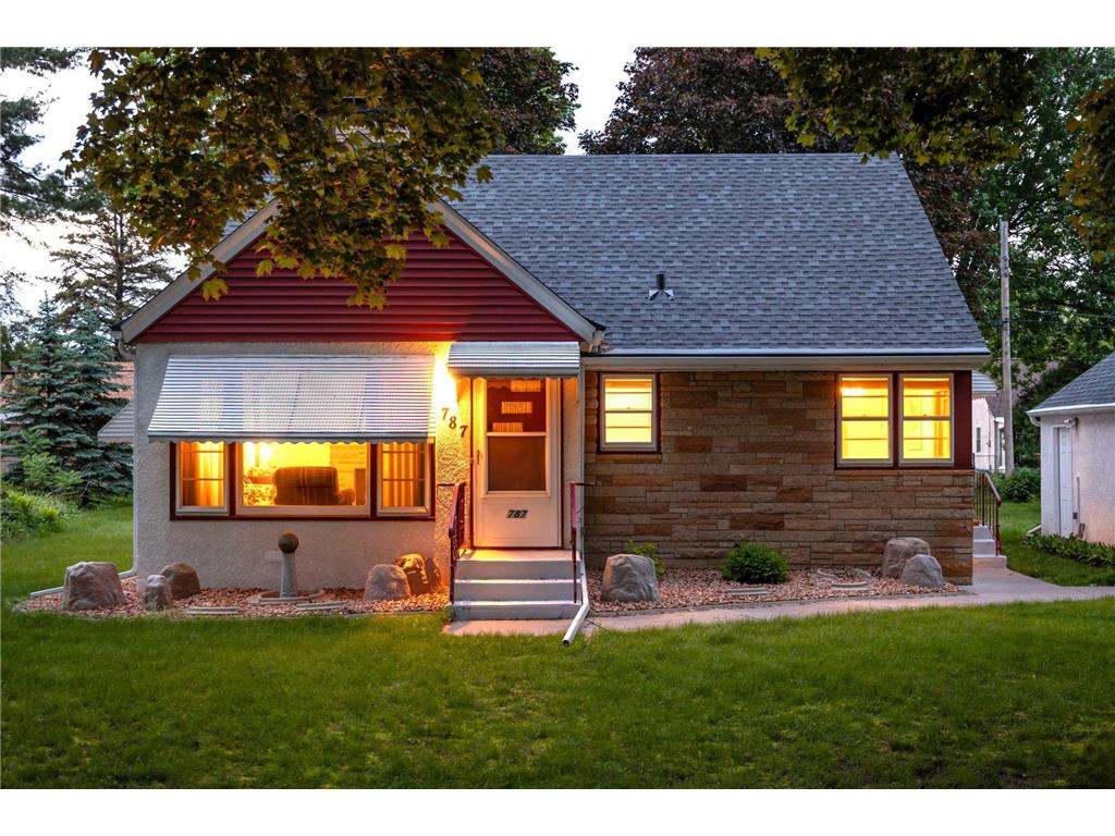 787 Cope Avenue W Roseville MN 55113 6539578 image1