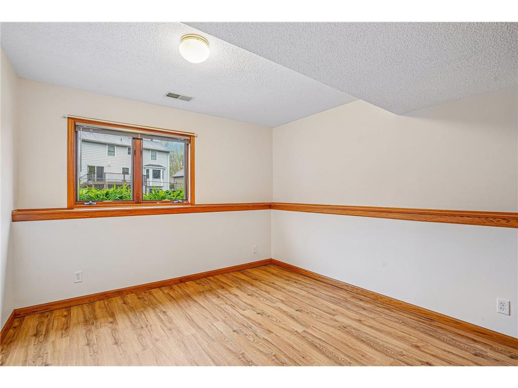 7877 18th Street N Oakdale MN 55128 7057776 image35