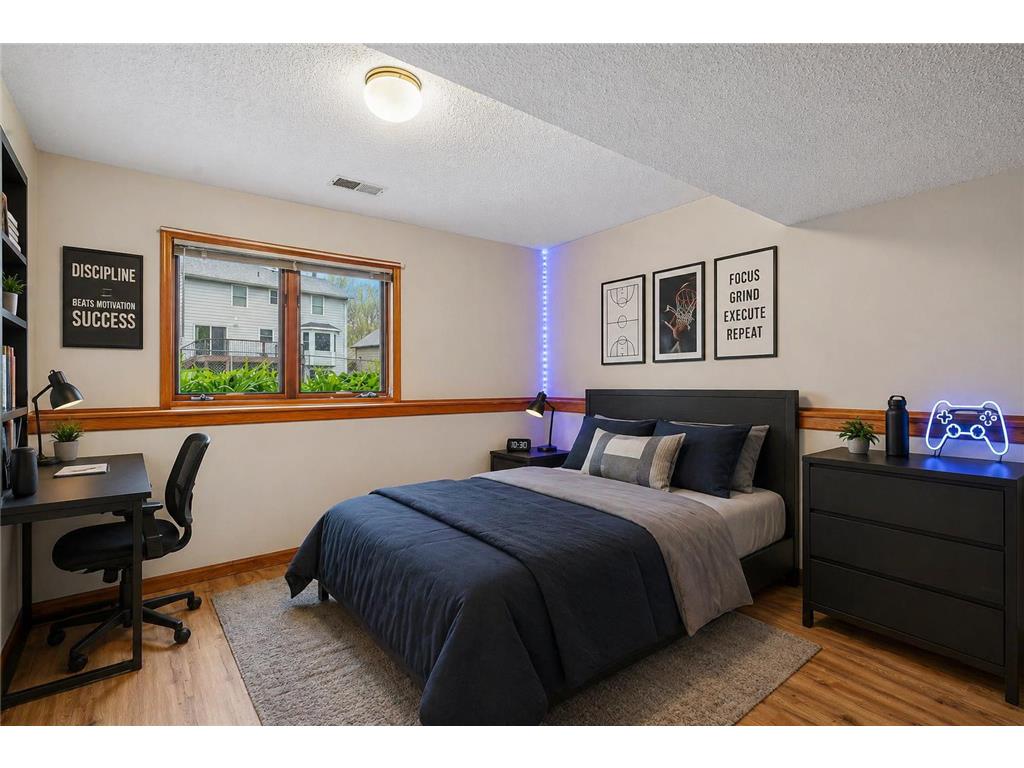 7877 18th Street N Oakdale MN 55128 7057776 image36