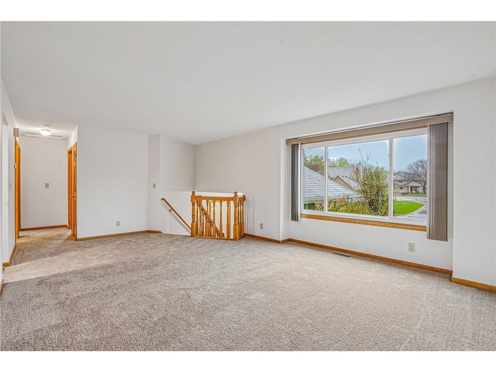7877 18th Street N Oakdale MN 55128 7057776 image6