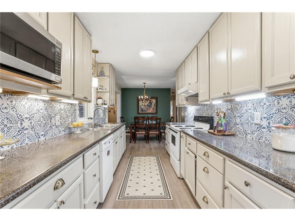 7877 Sunnyside Road Mounds View MN 55112 7030027 image8