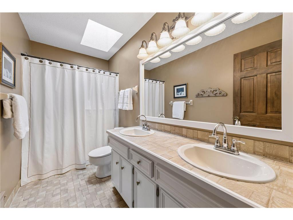 7885 133rd Street W Apple Valley MN 55124 7078533 image39