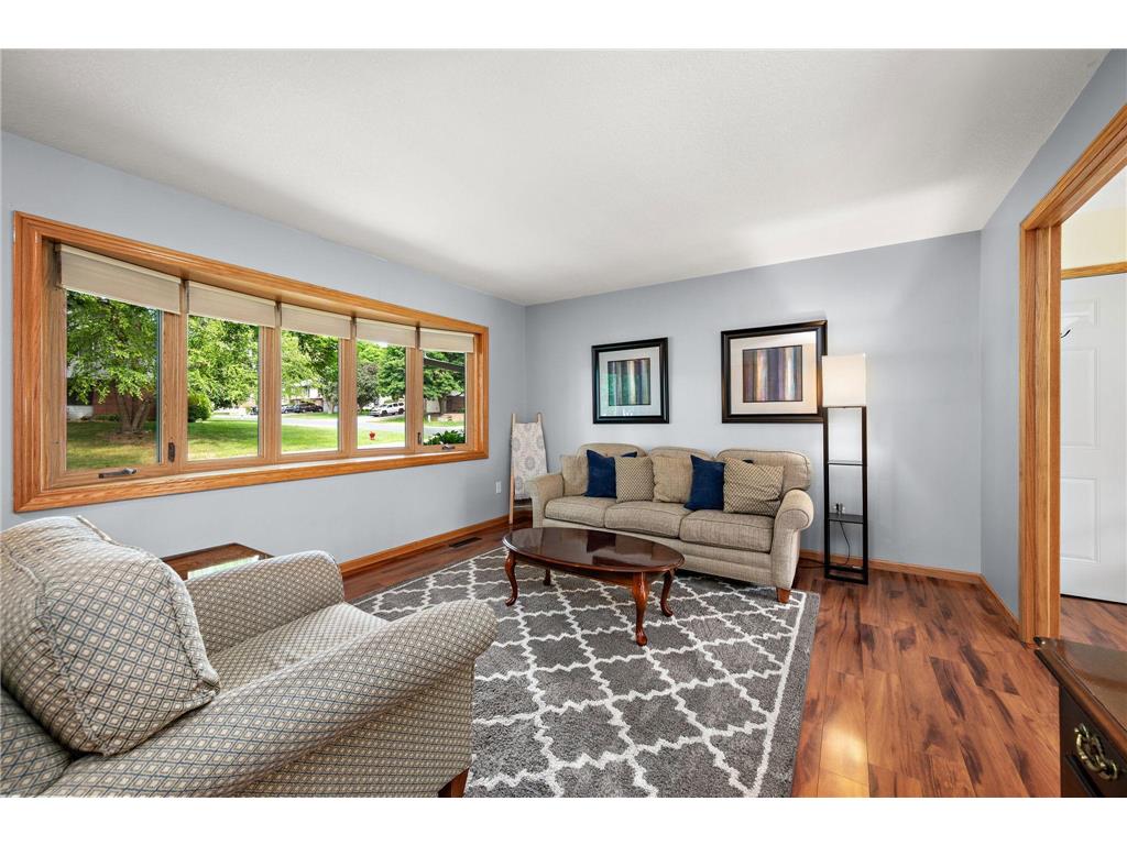 7896 Berkshire Lane N Maple Grove MN 55311 7090629 image6
