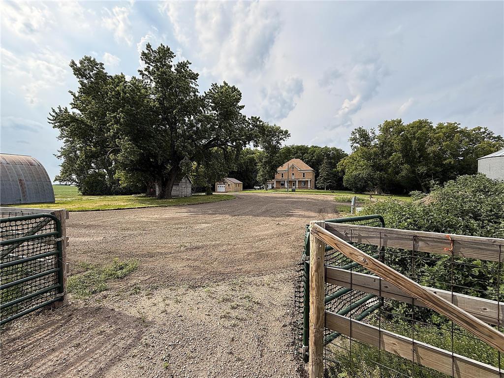 78994 160th Street Sacred Heart MN 56285 6818407 image12