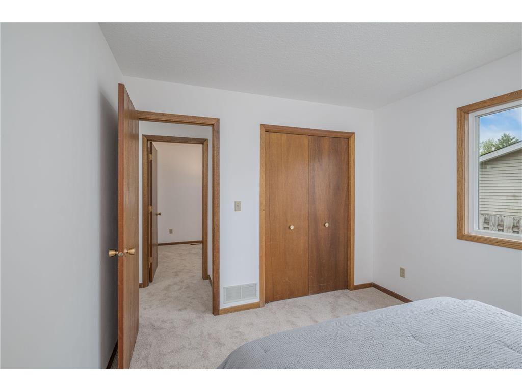 79 6 1/2 Street NW Elk River MN 55330 7077852 image15
