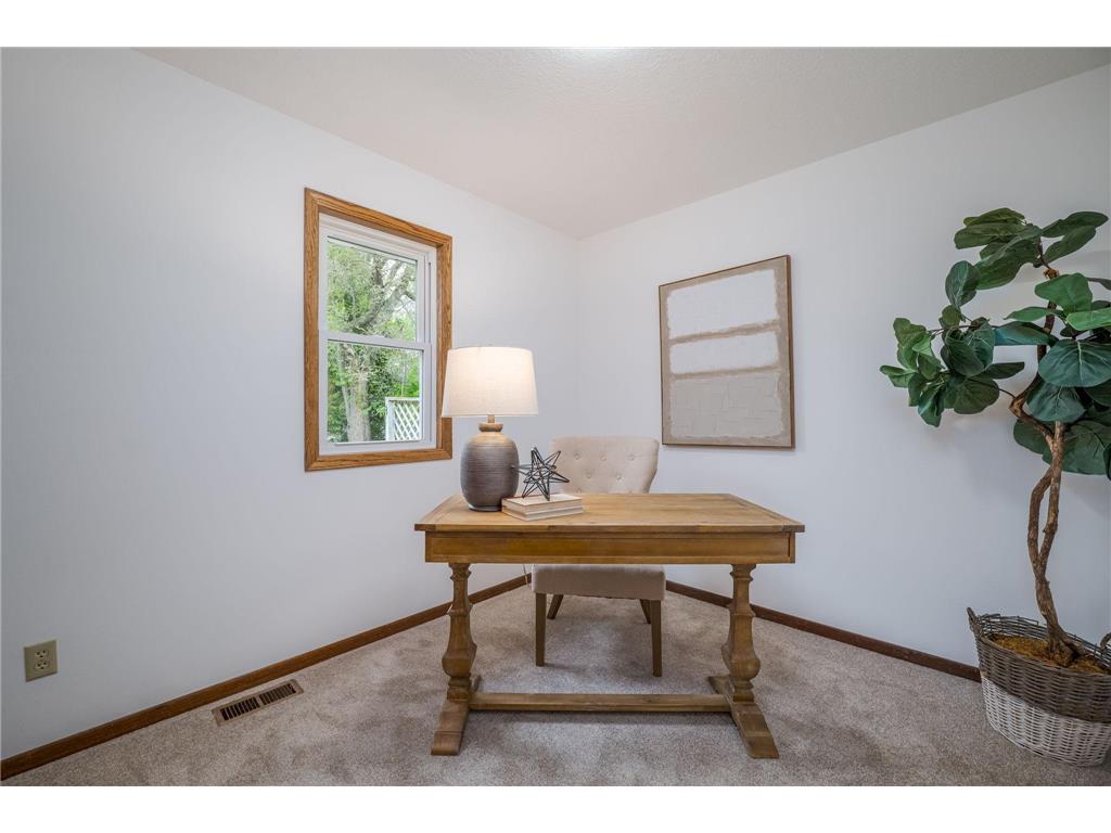 79 6 1/2 Street NW Elk River MN 55330 7077852 image18