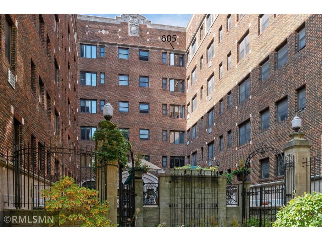 79 Western Avenue N #605 Saint Paul MN 55102 6380411 image1