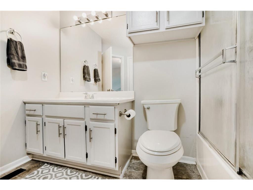 790 County Road F W #66 Shoreview MN 55126 7065756 image18