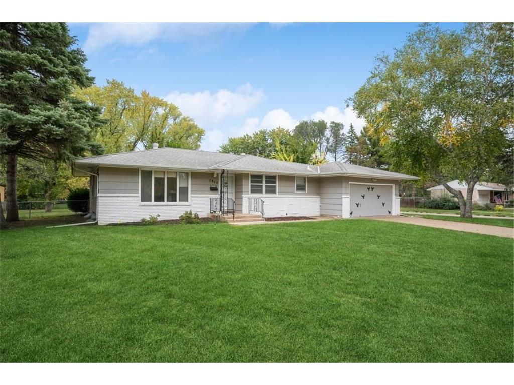 7900 66th Avenue N Brooklyn Park MN 55428 6436902 image1