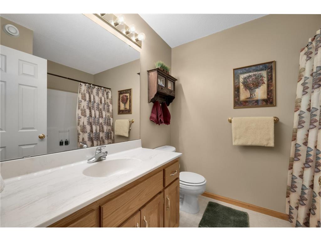 7901 15th Street N Oakdale MN 55128 7072125 image14