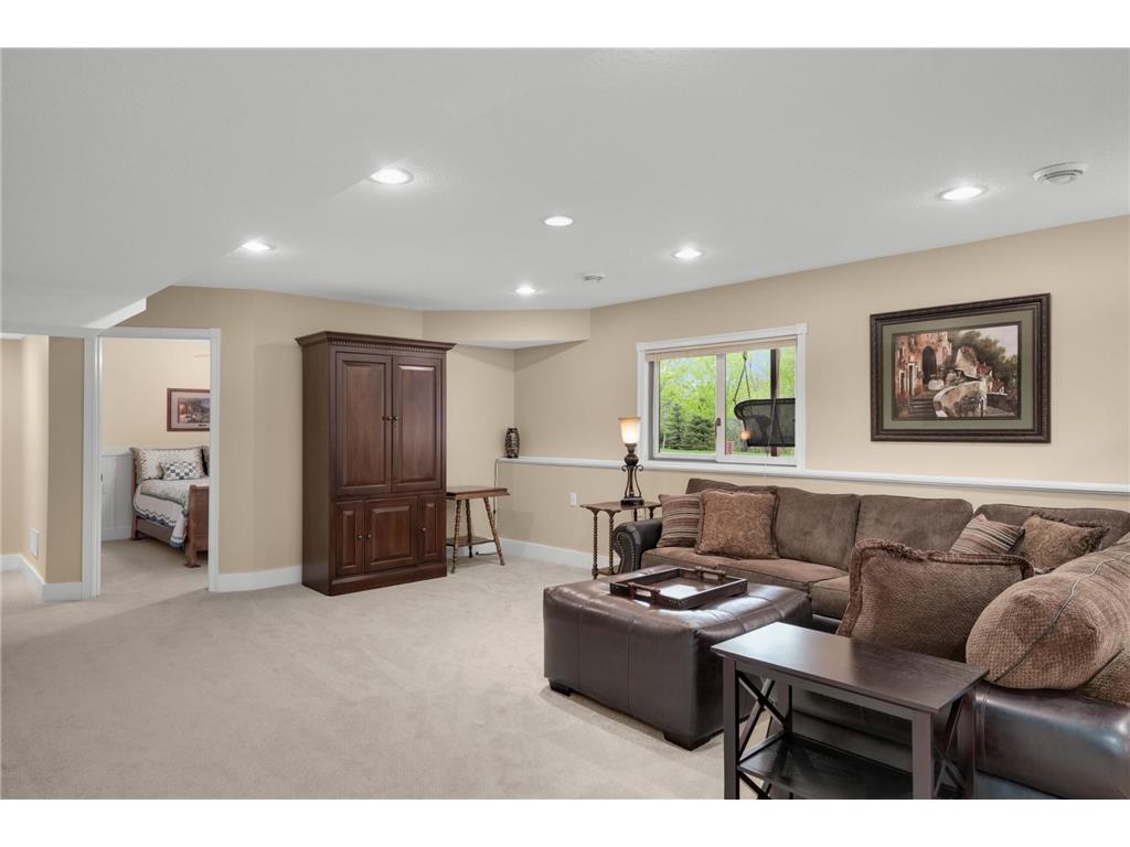 7901 15th Street N Oakdale MN 55128 7072125 image16