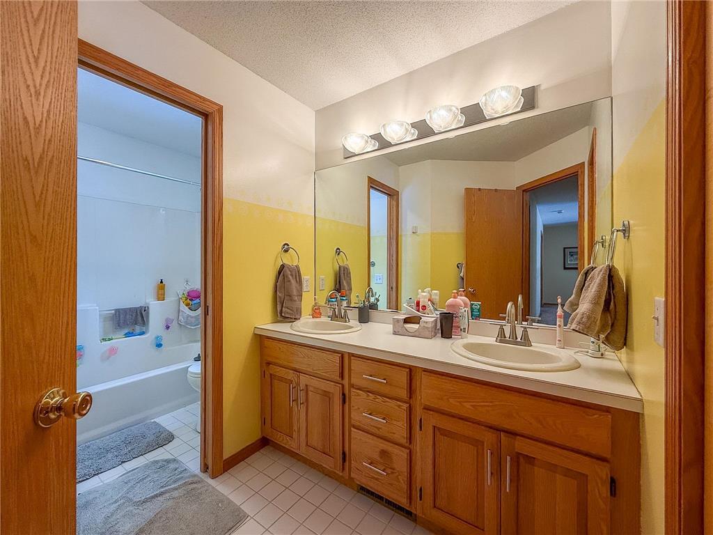 7901 White Oak Street NE Northern Twp MN 56601 7049282 image32