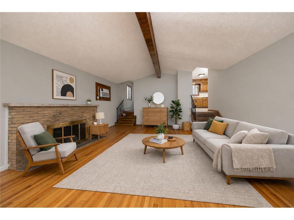 7901 Winsdale Street N Golden Valley MN 55427 7048446 image3
