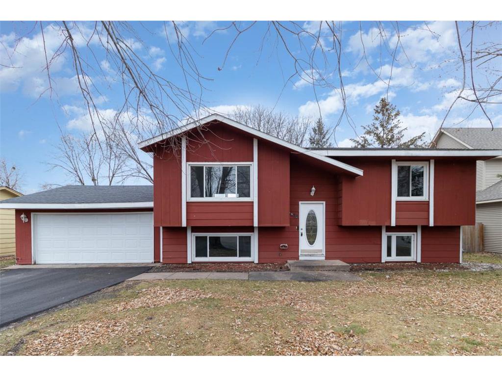 7902 Lad Parkway Brooklyn Park MN 55443 6309436 image1