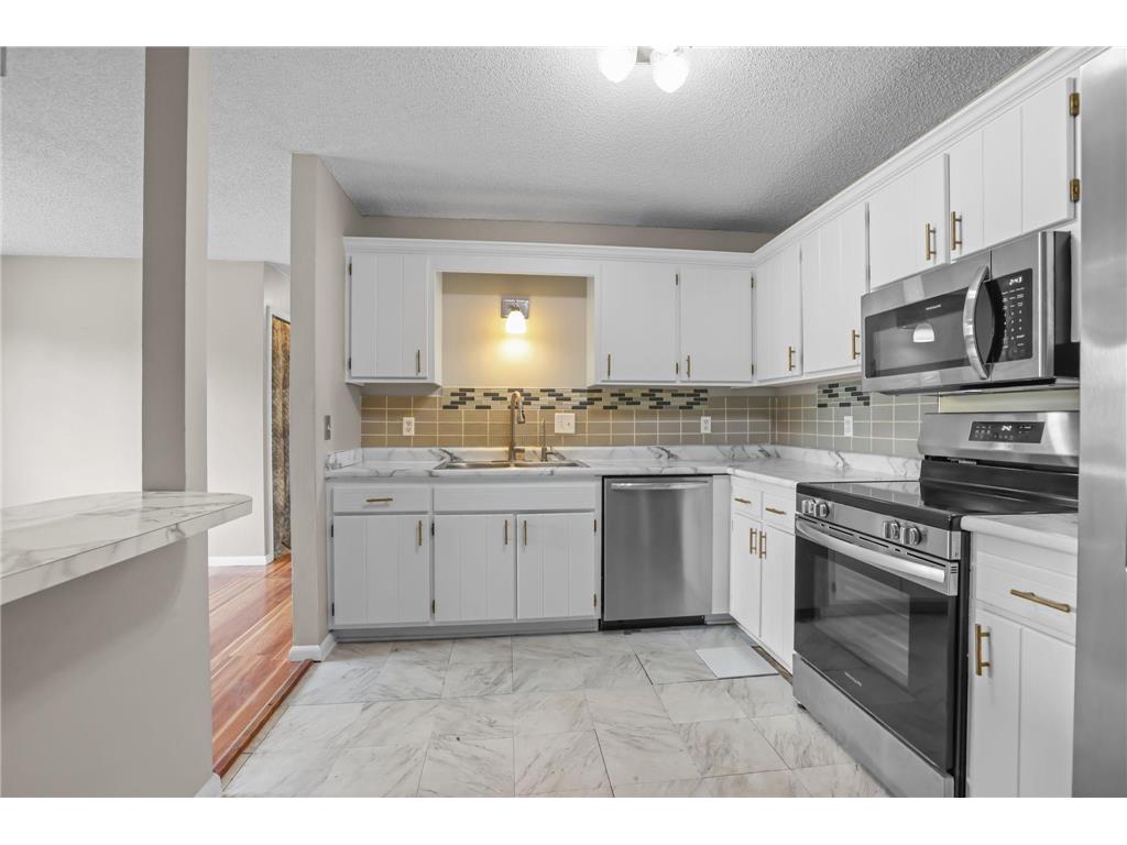 7905 85th Court N Brooklyn Park MN 55445 7083236 image11