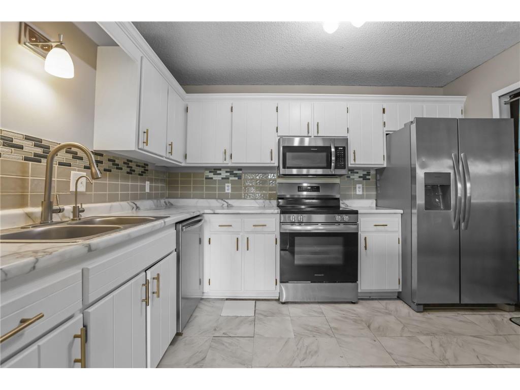 7905 85th Court N Brooklyn Park MN 55445 7083236 image12