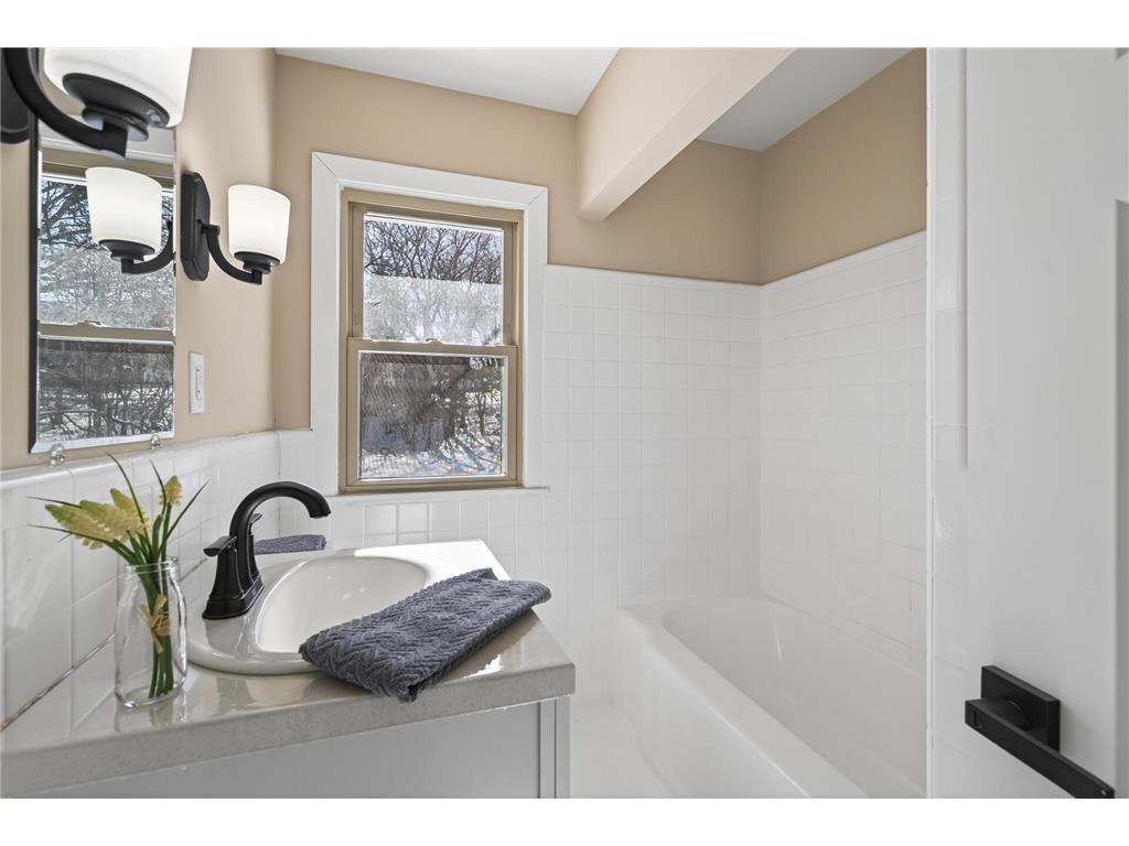 7907 W 25th Street Saint Louis Park MN 55426 7057000 image17