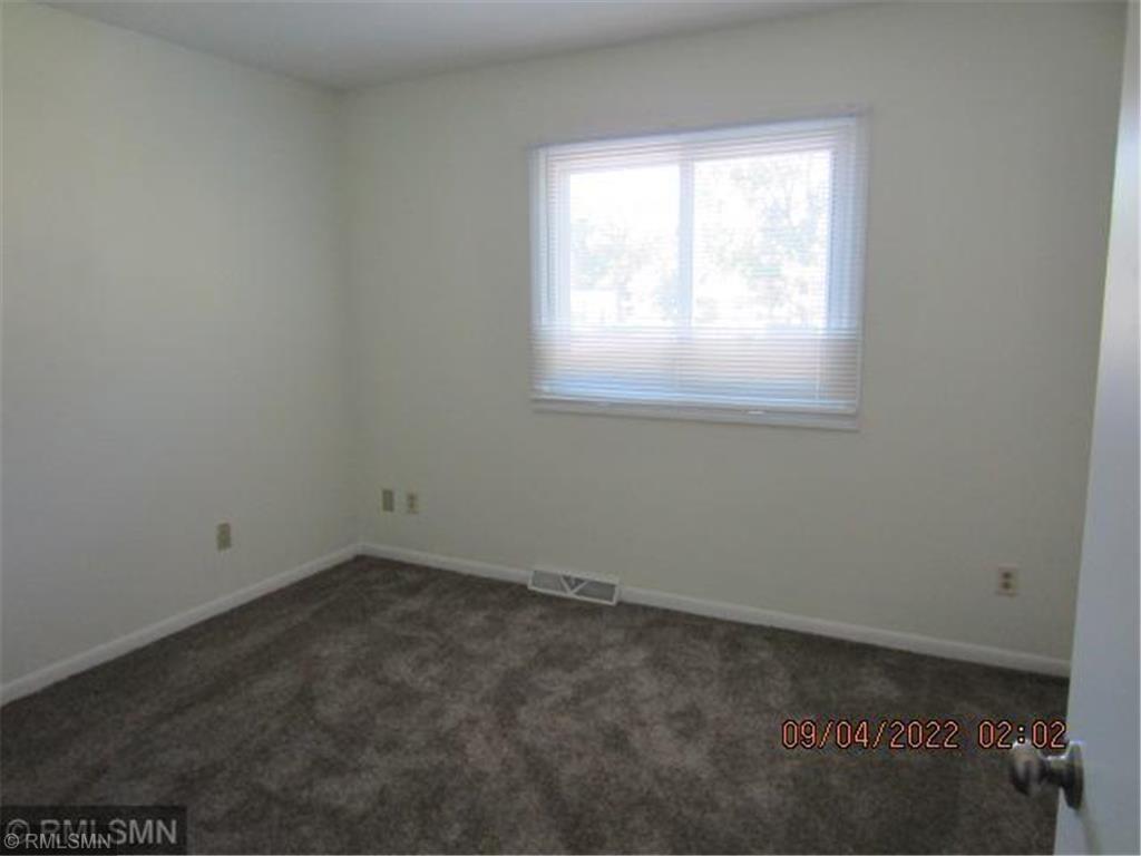 7908 Beard Avenue N Brooklyn Park MN 55443 7103548 image7