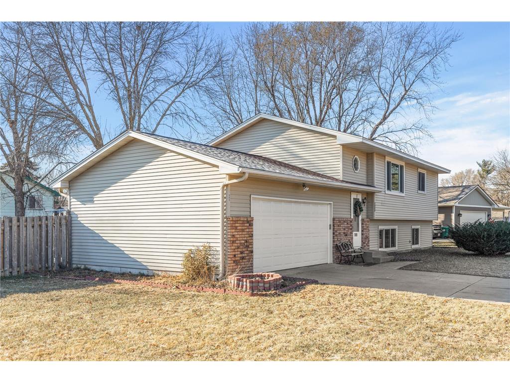 7909 Girard Court N Brooklyn Park MN 55444 6636062 image1
