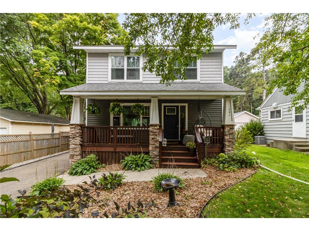 791 Lexington Parkway S Saint Paul MN 55116 6815978 image1