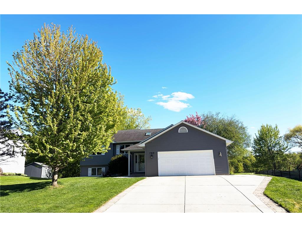 7910 166th Street W Lakeville MN 55044 7067111 image2
