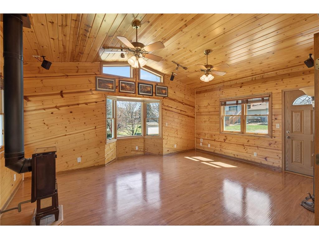 7910 W Park Hills Drive Bloomington MN 55438 7055749 image14