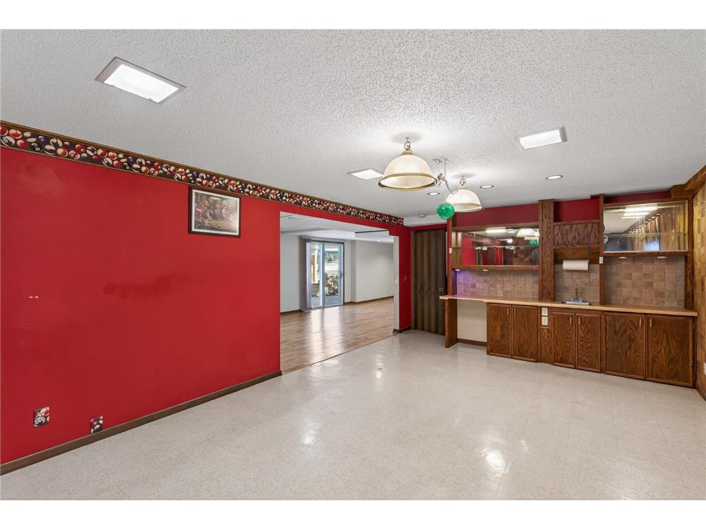 7910 W Park Hills Drive Bloomington MN 55438 7055749 image25