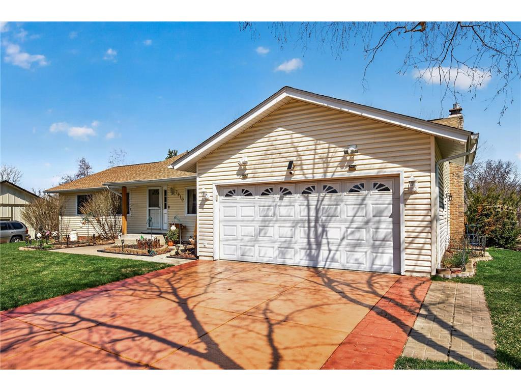 7910 W Park Hills Drive Bloomington MN 55438 7055749 image3