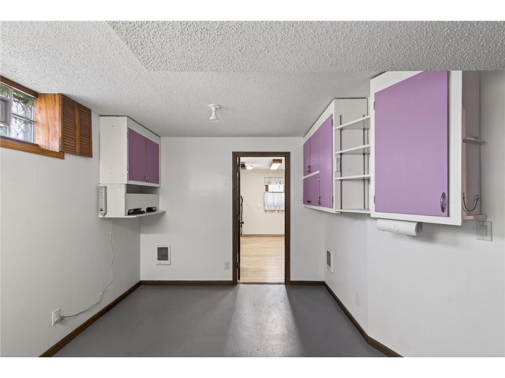 7910 W Park Hills Drive Bloomington MN 55438 7055749 image32