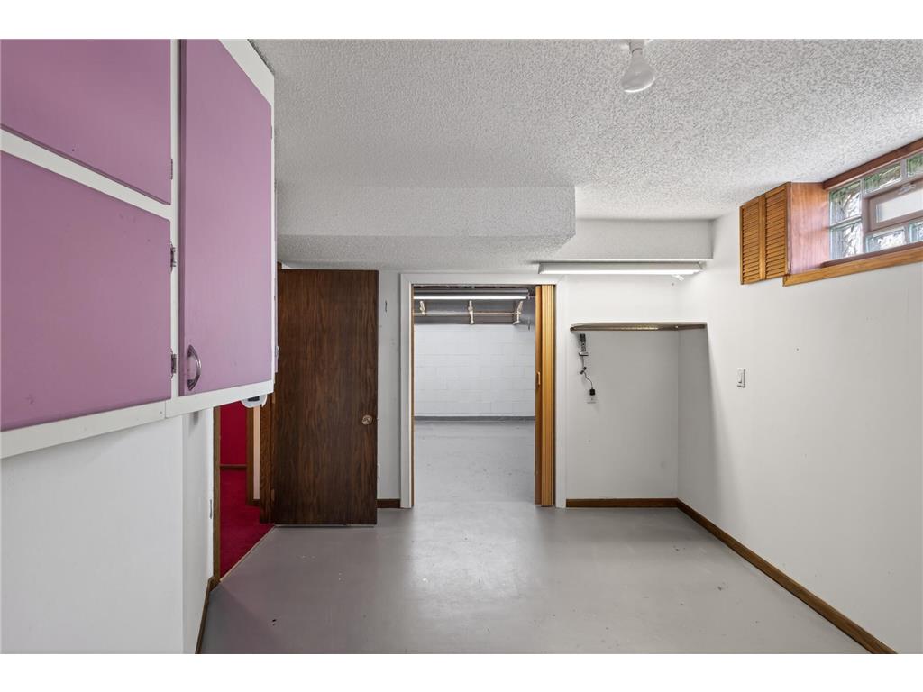 7910 W Park Hills Drive Bloomington MN 55438 7055749 image33