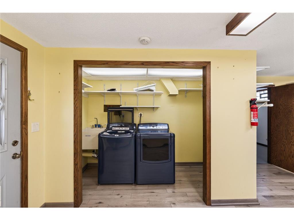 7910 W Park Hills Drive Bloomington MN 55438 7055749 image39