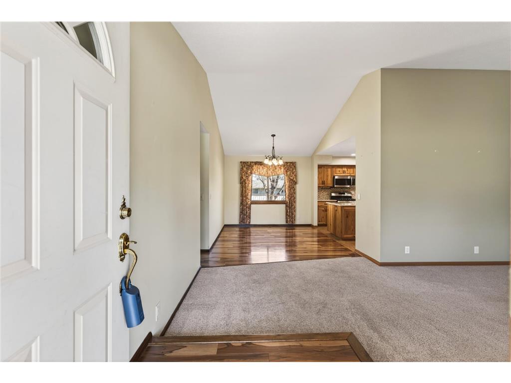 7910 W Park Hills Drive Bloomington MN 55438 7055749 image5