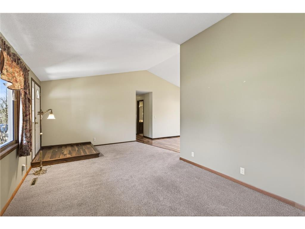 7910 W Park Hills Drive Bloomington MN 55438 7055749 image7