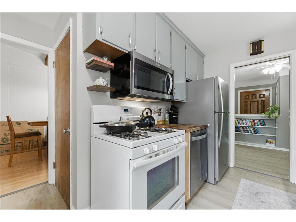 7911 59 1/2 Avenue N New Hope MN 55428 7088497 image10