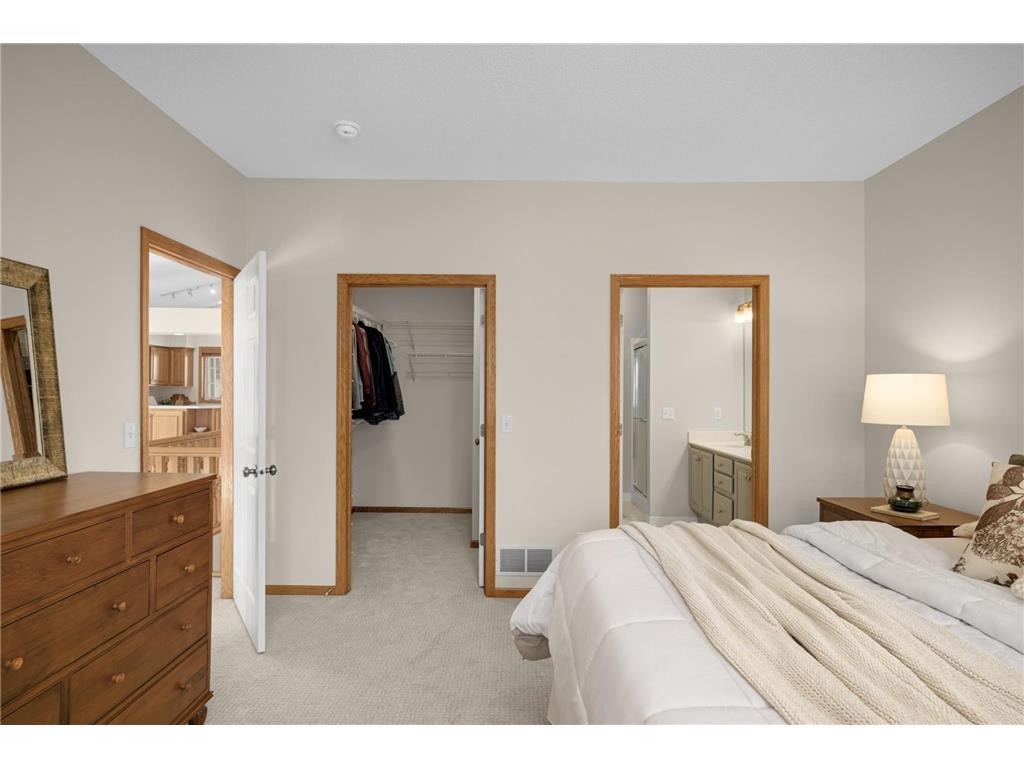7912 Victoria Curve Saint Louis Park MN 55426 7050594 image20