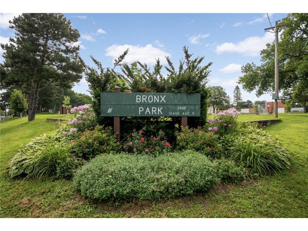 7912 Victoria Curve Saint Louis Park MN 55426 7050594 image39