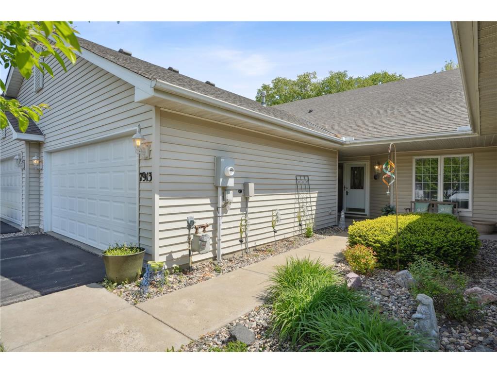 7913 Barrymore Lane Woodbury MN 55125 6725769 image1