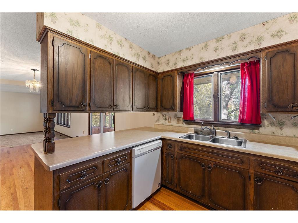 7916 61st Avenue N New Hope MN 55428 6811467 image11