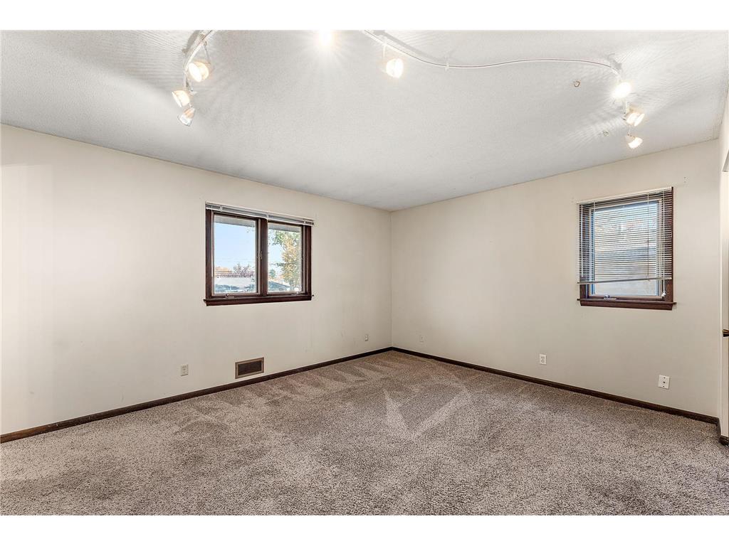 7916 61st Avenue N New Hope MN 55428 6811467 image14