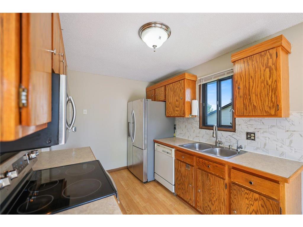 7916 Hallmark Way Apple Valley MN 55124 7067696 image14