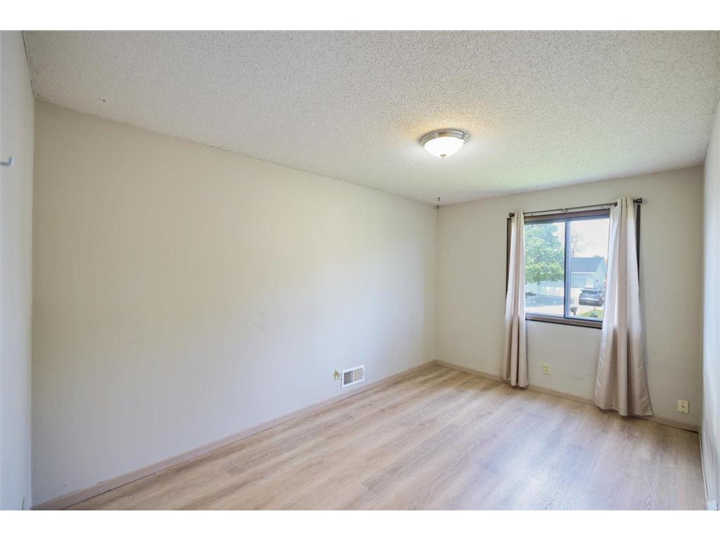 7916 Hallmark Way Apple Valley MN 55124 7067696 image39