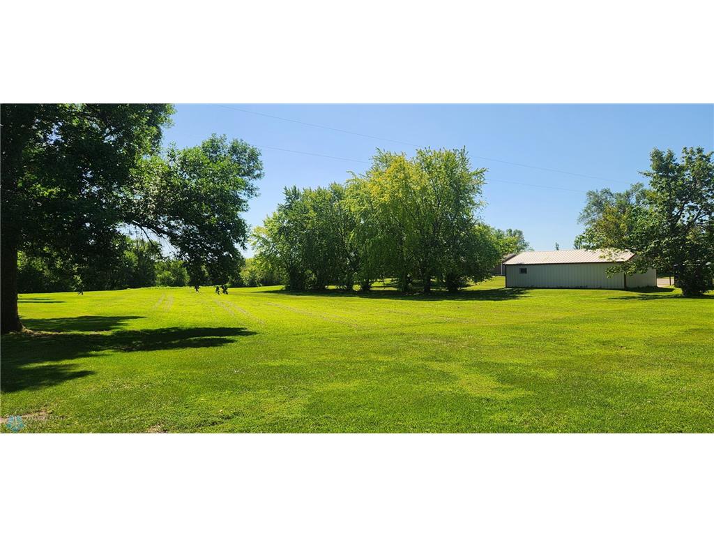 792 2nd Street NW Hillsboro ND 58045 6745677 image5