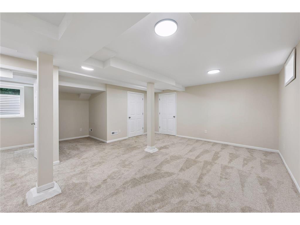 792 Charles Avenue Saint Paul MN 55104 7103708 image20